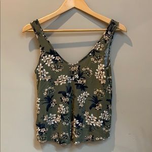 Tank top with cute back